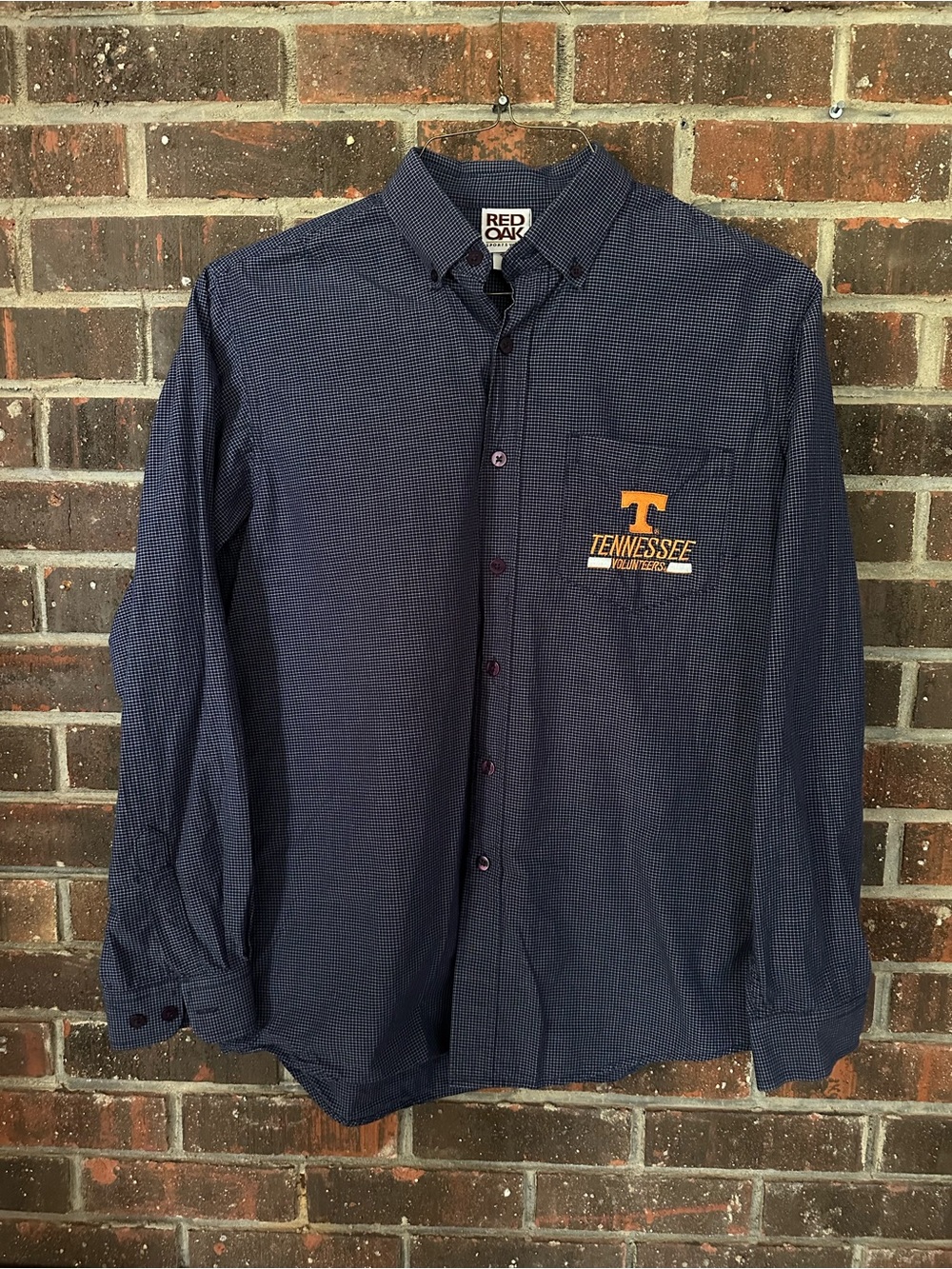 Red Oak Men's Navy Tennessee Volunteers Button-Down Shirt